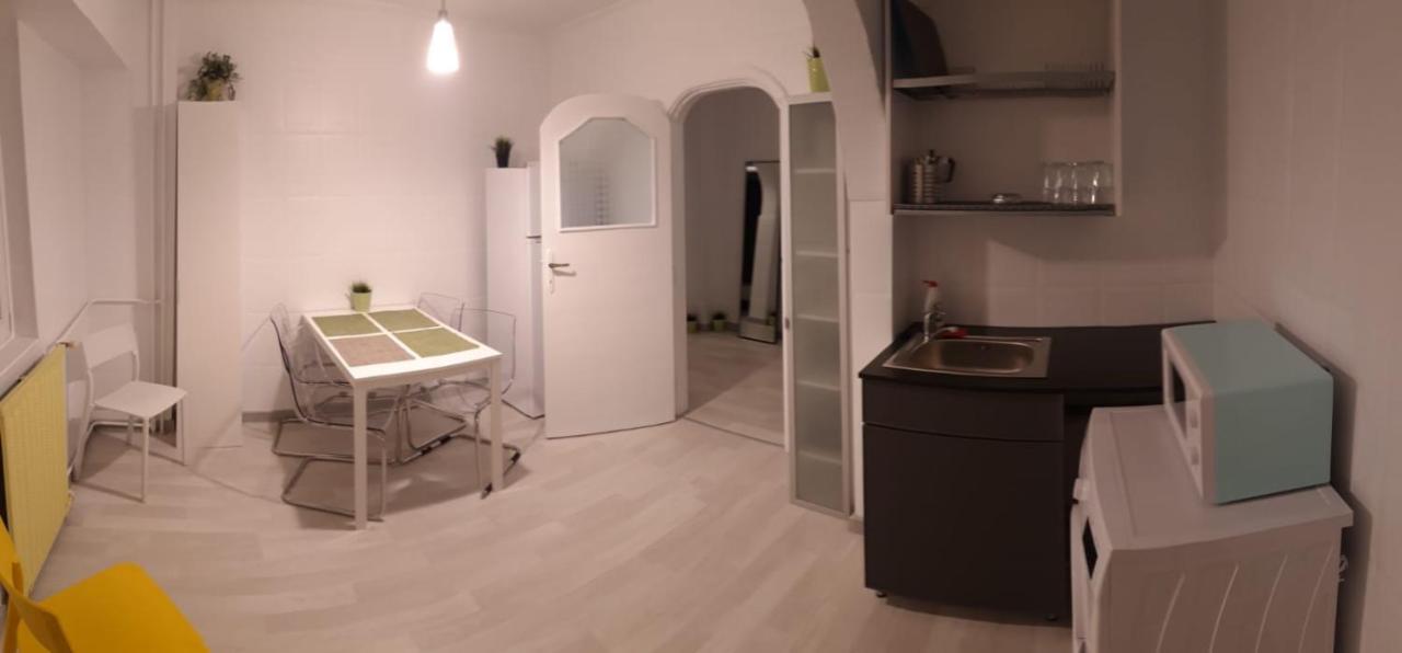 Green Apartment 41 Бухарест Экстерьер фото